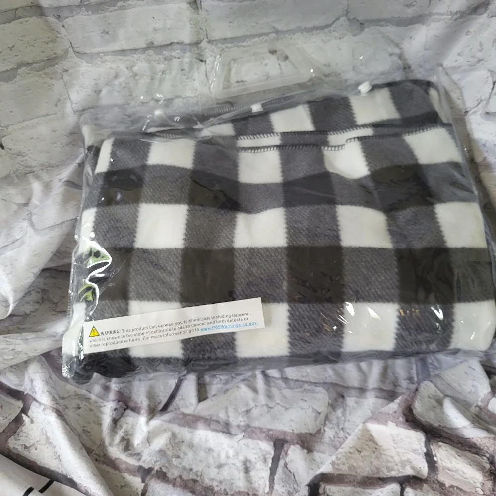 Heated Car Blanket - 12-Volt Electric Blanket for Car Portable Heated Throw NWOT